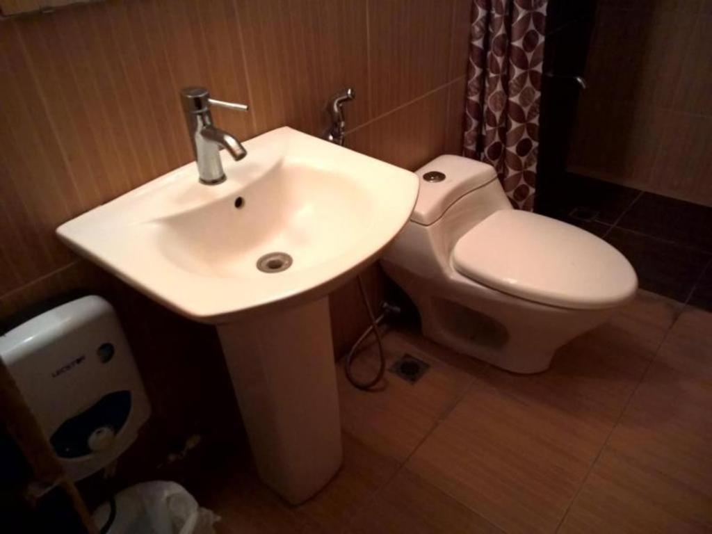 Starmark Hotel Naga  Bagian luar foto