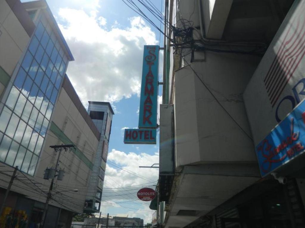 Starmark Hotel Naga  Bagian luar foto