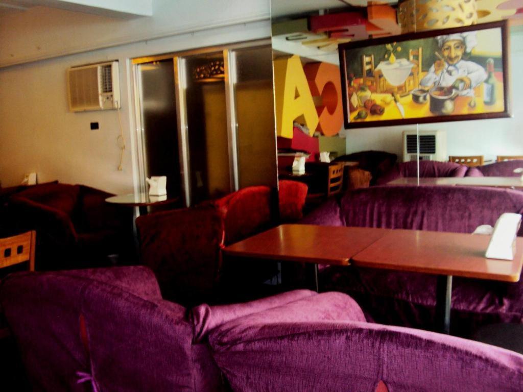 Starmark Hotel Naga  Bagian luar foto